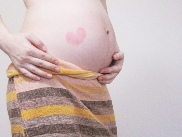 なぜ葉酸は妊娠前から妊娠初期にかけて必要なのか？